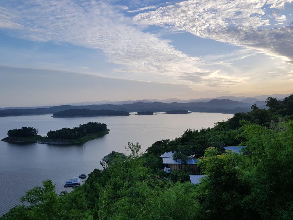 Thawsi Lake Hill Si Sawat Exterior photo